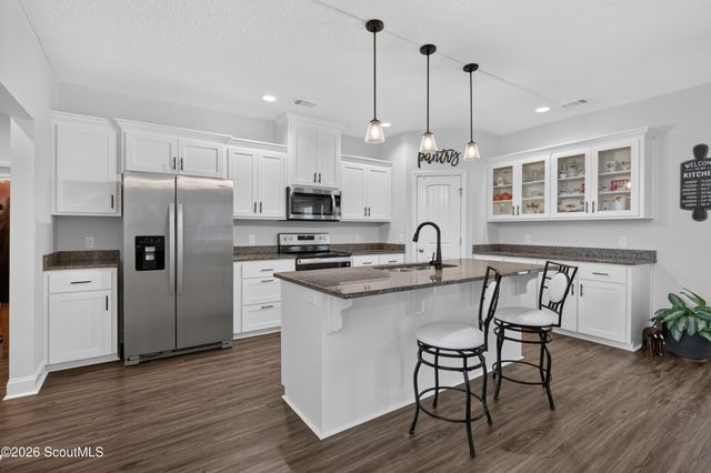 937 Meloney Drive, Hinesville, GA 31313