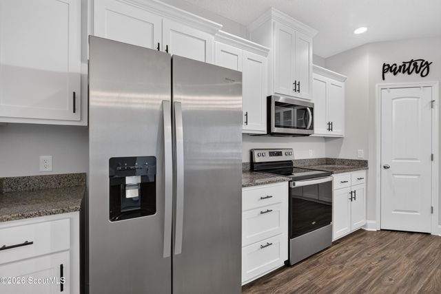 937 Meloney Drive, Hinesville, GA 31313