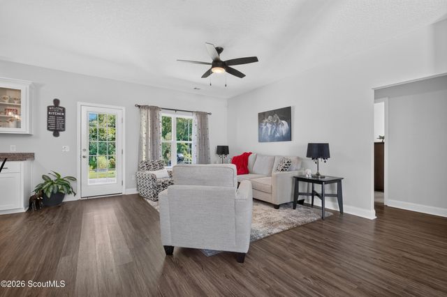 937 Meloney Drive, Hinesville, GA 31313