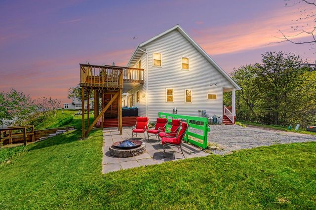 3053 N Lakeshore Drive, Mears, MI 49436