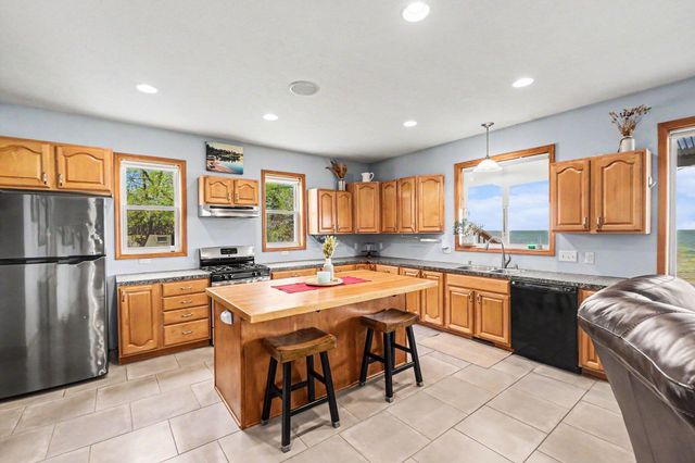 3053 N Lakeshore Drive, Mears, MI 49436