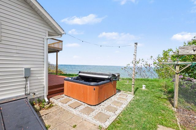 3053 N Lakeshore Drive, Mears, MI 49436