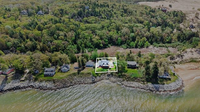 3053 N Lakeshore Drive, Mears, MI 49436