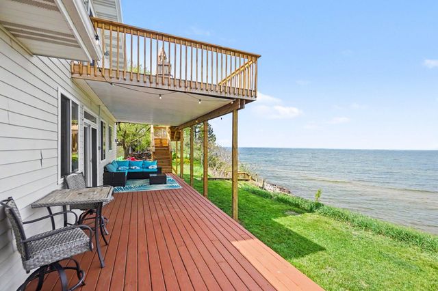 3053 N Lakeshore Drive, Mears, MI 49436