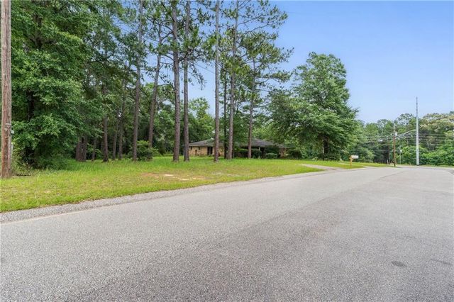 7800 Hi Wood Circle N, Semmes, AL 36575