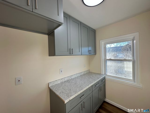 509 Burnside Avenue APT C14, East Hartford, CT 06108