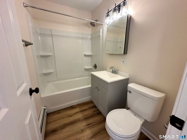 509 Burnside Avenue APT C14, East Hartford, CT 06108