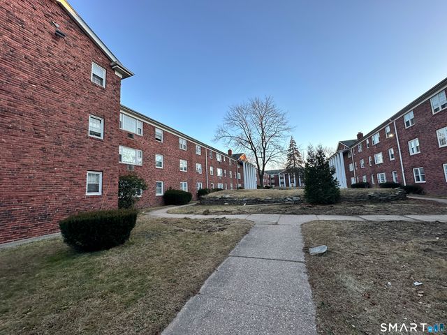 509 Burnside Avenue APT C14, East Hartford, CT 06108