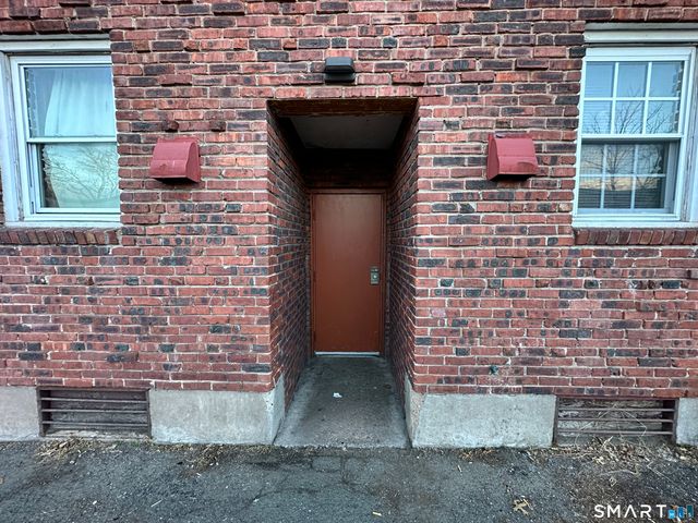 509 Burnside Avenue APT C14, East Hartford, CT 06108
