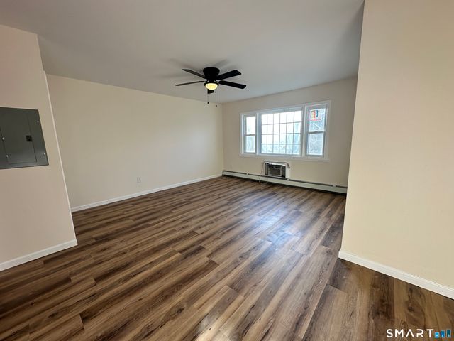 509 Burnside Avenue APT C14, East Hartford, CT 06108