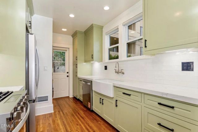 520 S Los Robles Avenue 4, Pasadena, CA 91101
