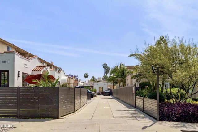 520 S Los Robles Avenue 4, Pasadena, CA 91101