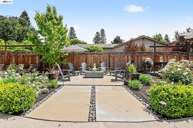 131 BROOKSIDE PL, Danville, CA 94526