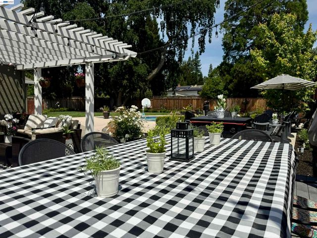 131 BROOKSIDE PL, Danville, CA 94526