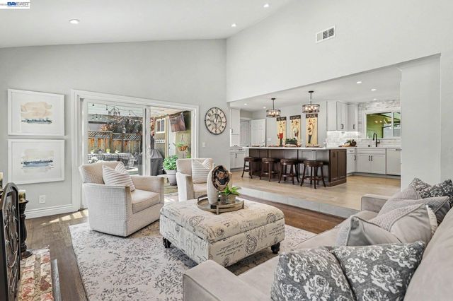 131 BROOKSIDE PL, Danville, CA 94526