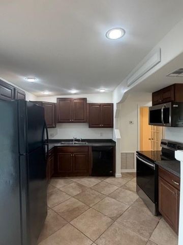 3652 Gull Road, Palm Beach Gardens, FL 33410