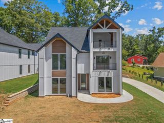 29 Harbor Drive, Greenville, SC 29611