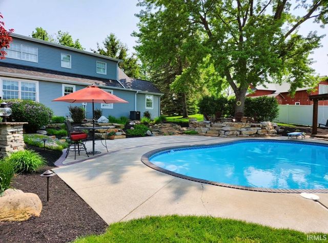 3132 E 900 N, Roanoke, IN 46783