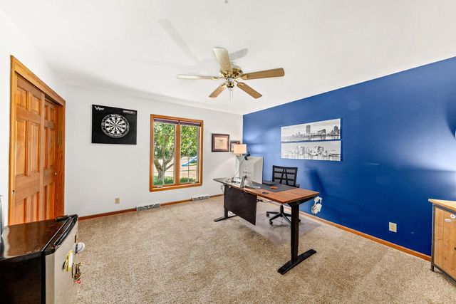N102W16808 Bittersweet TRAIL, Germantown, WI 53022