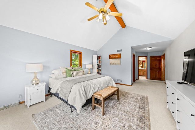 N102W16808 Bittersweet TRAIL, Germantown, WI 53022