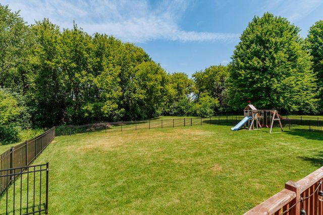 N102W16808 Bittersweet TRAIL, Germantown, WI 53022