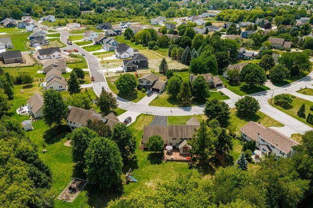 N102W16808 Bittersweet TRAIL, Germantown, WI 53022