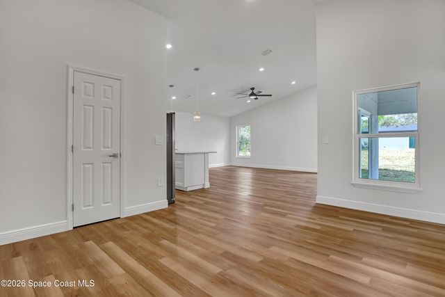 239 Trembley Avenue SW, Palm Bay, FL 32908