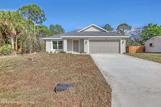 239 Trembley Avenue SW, Palm Bay, FL 32908