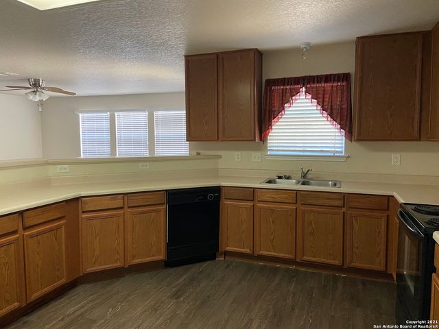 13719 YORK WOODS, San Antonio, TX 78249