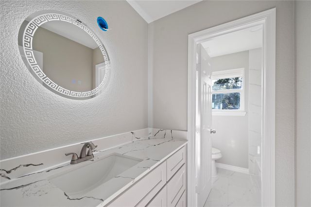 10558 Pleasanton Drive, Houston, TX 77038