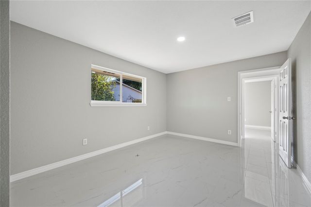 10558 Pleasanton Drive, Houston, TX 77038