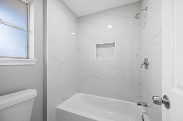 10558 Pleasanton Drive, Houston, TX 77038