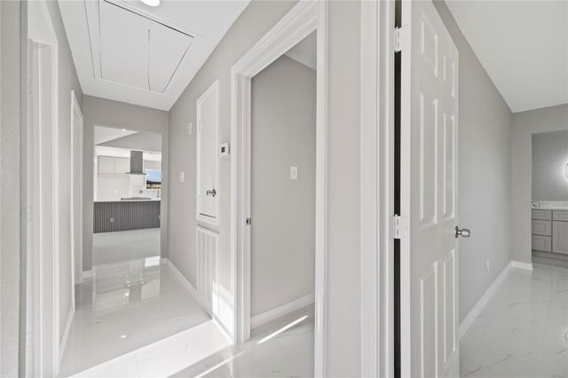 10558 Pleasanton Drive, Houston, TX 77038