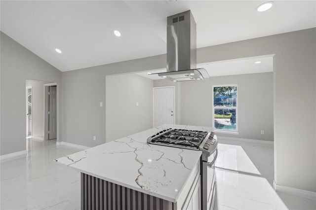 10558 Pleasanton Drive, Houston, TX 77038