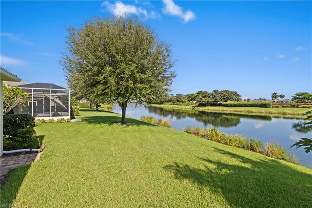 2623 Maraval CT, Cape Coral, FL 33991