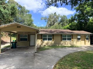 1121 E HUBBARD AVENUE A, Deland, FL 32724