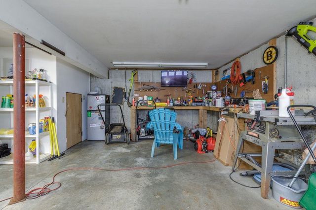6 John Lane, Merrimack, NH 03054