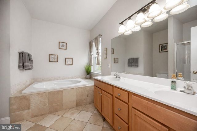 80 GRATERFORD RD, Schwenksville, PA 19473