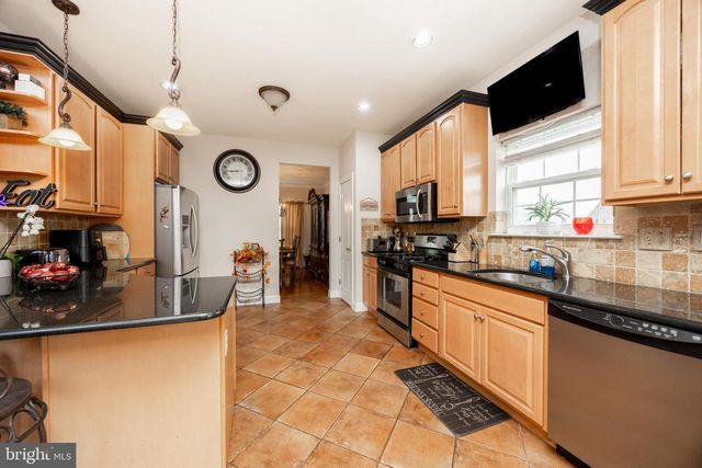 80 GRATERFORD RD, Schwenksville, PA 19473