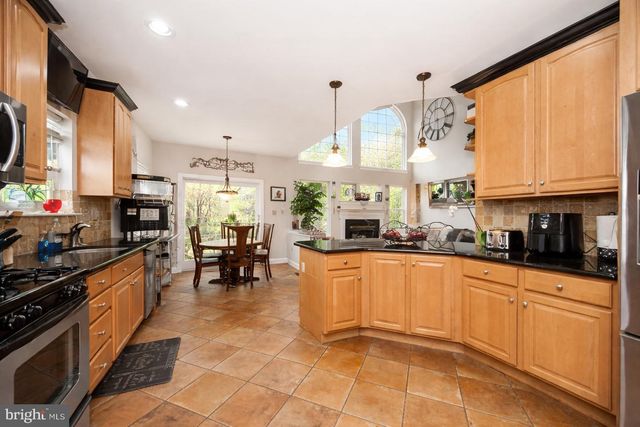 80 GRATERFORD RD, Schwenksville, PA 19473