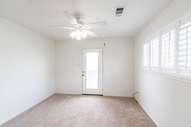 915 Tiki Drive, Tiki Island, TX 77554