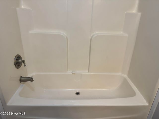 704 Wade Road, Scotland Neck, NC 27874