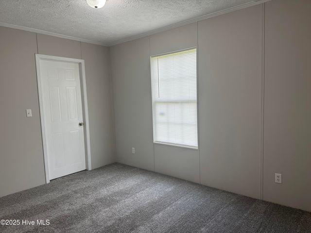 704 Wade Road, Scotland Neck, NC 27874