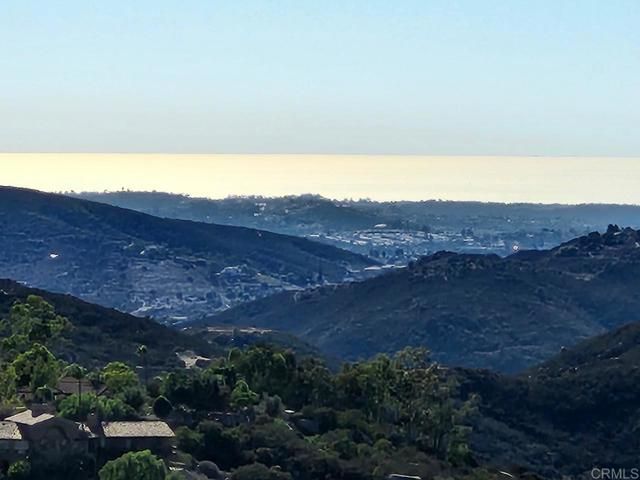 Welk Highland Lane, Escondido, CA 92026