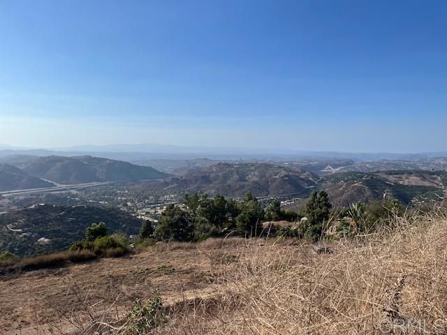 Welk Highland Lane, Escondido, CA 92026