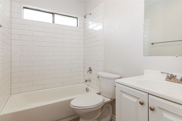 2718 Holy Cross Lane, Garland, TX 75044