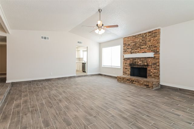 2718 Holy Cross Lane, Garland, TX 75044