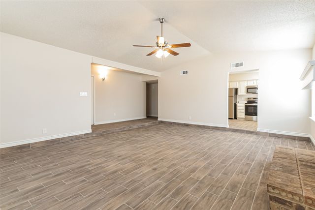 2718 Holy Cross Lane, Garland, TX 75044