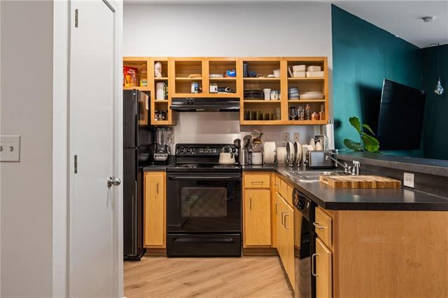 800 Peachtree NE Street 8429, Atlanta, GA 30308
