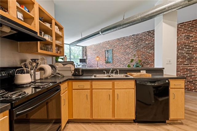800 Peachtree NE Street 8429, Atlanta, GA 30308